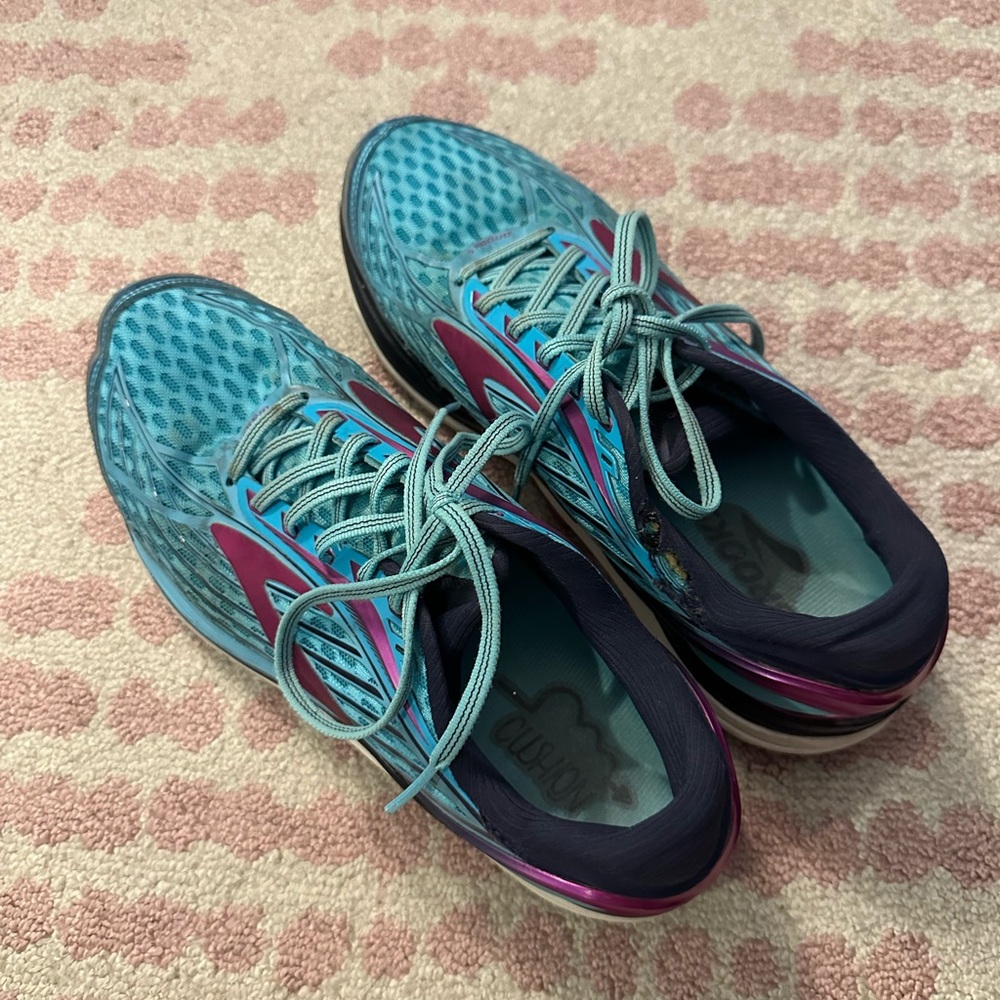 Brooks Transcend 4
